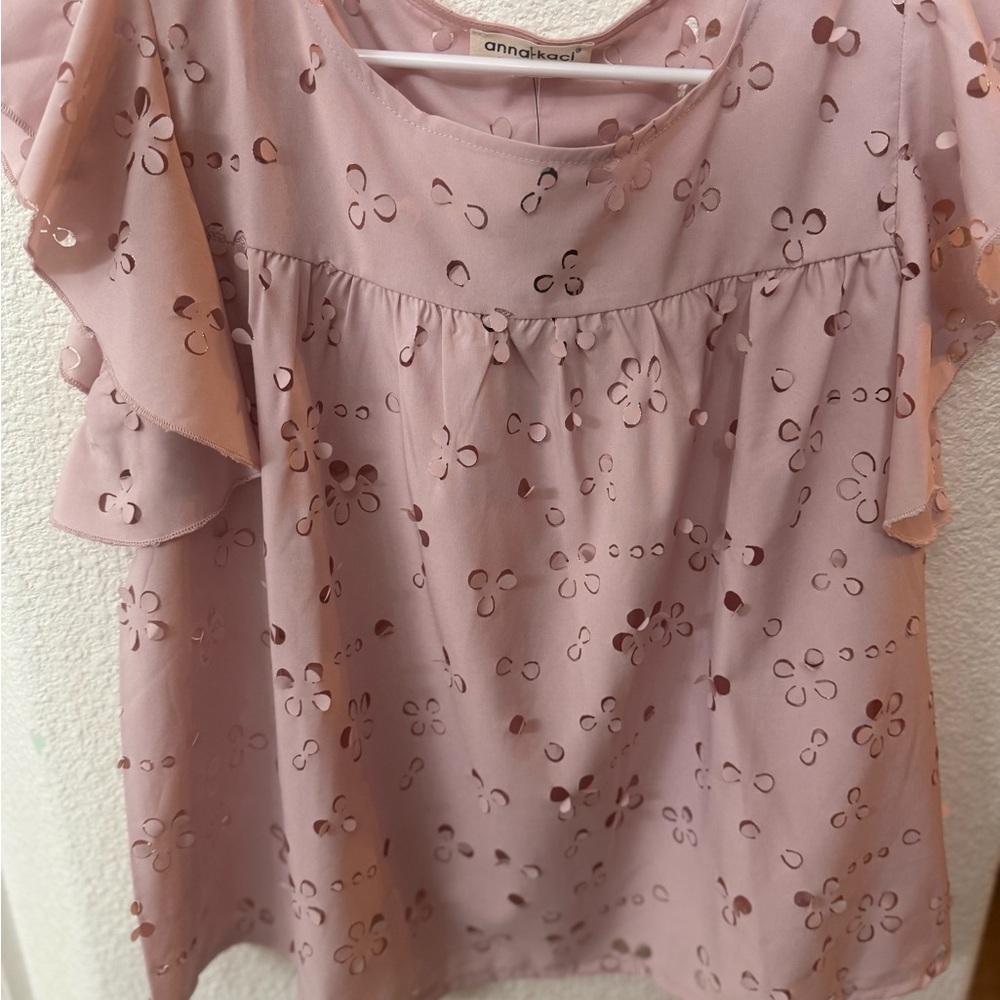 Anna Hazel Women's Blouse in Soft Pink Floral